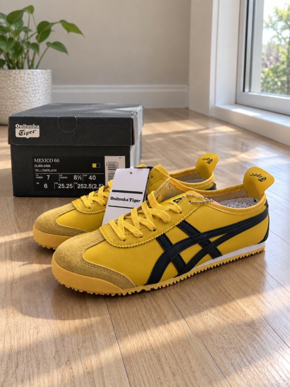 Onitsuka Tiger Mexico 66 Yellow Black Sneakers New in Box